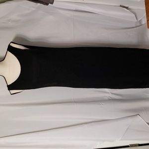 Sleeveless, black Harlow Dress 12